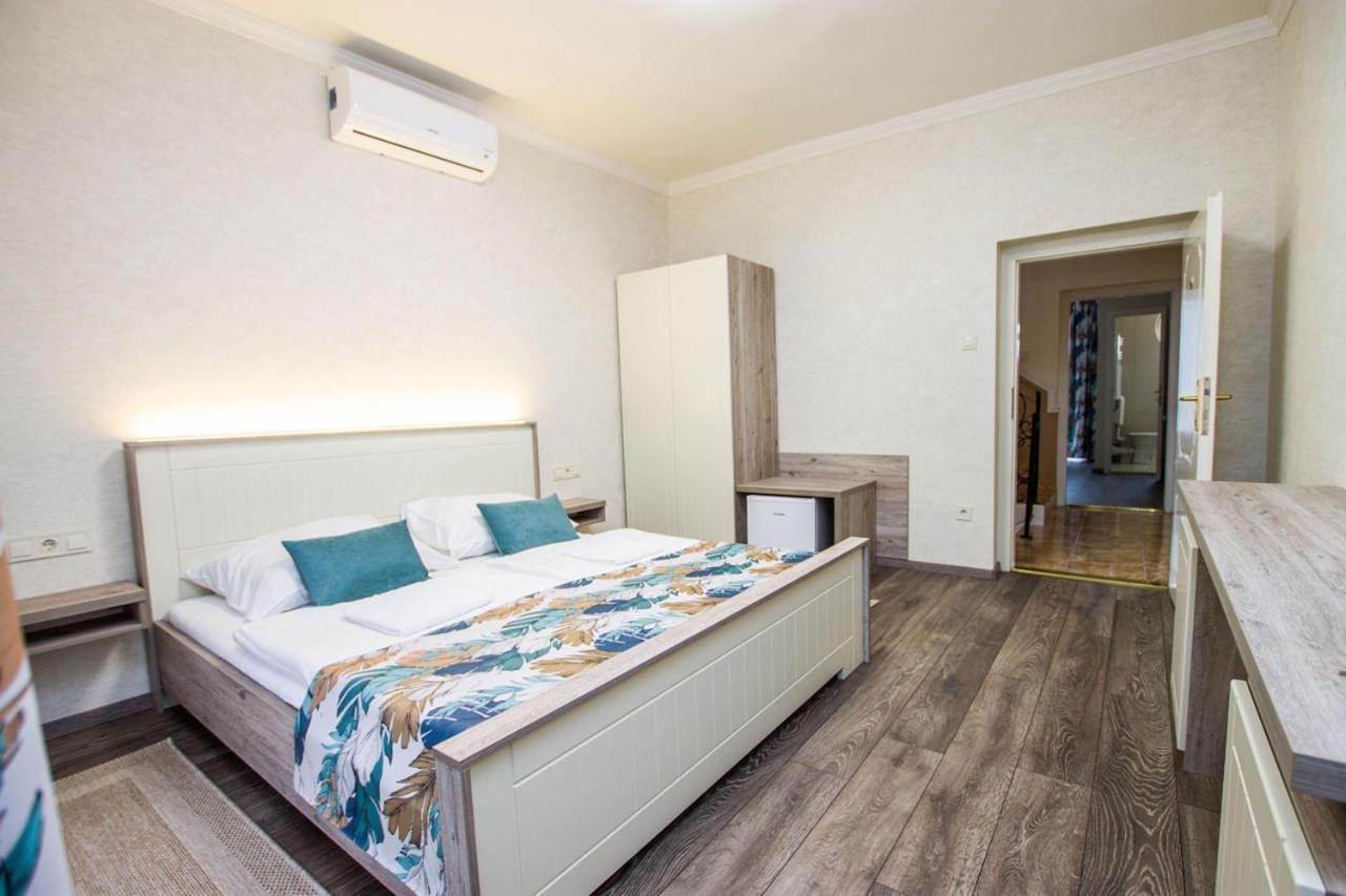 Jarja Panzio Hotel Hajduszoboszlo Ngoại thất bức ảnh