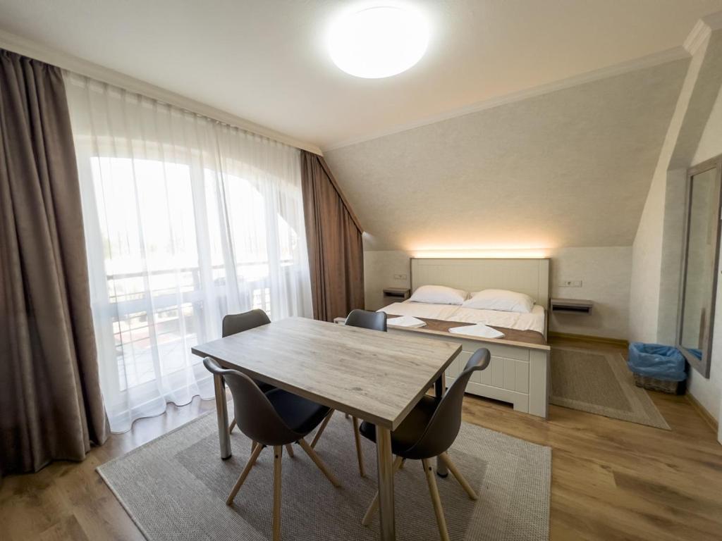 Jarja Panzio Hotel Hajduszoboszlo Ngoại thất bức ảnh