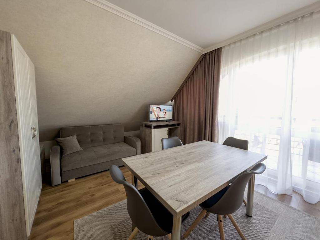 Jarja Panzio Hotel Hajduszoboszlo Ngoại thất bức ảnh